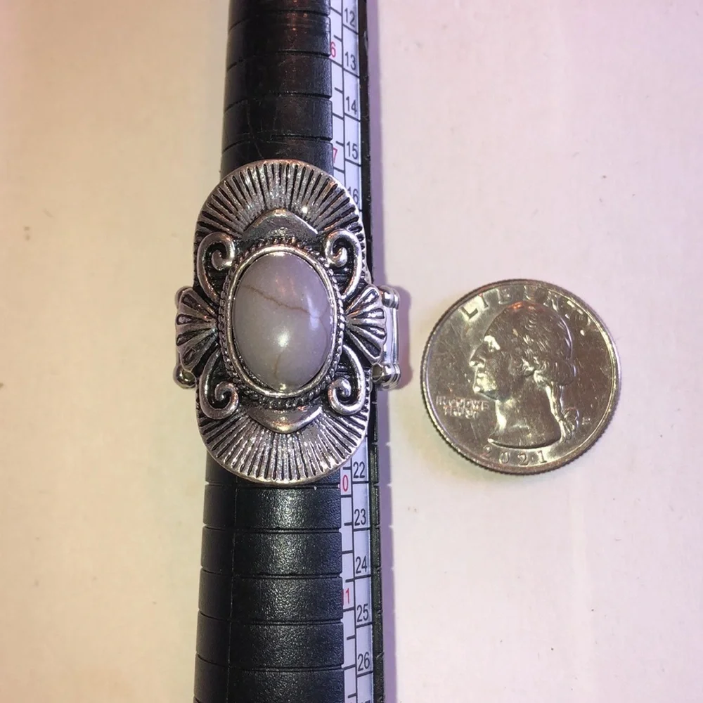 Silver Tone Ring with Pale Lavender Oval Faux Stone